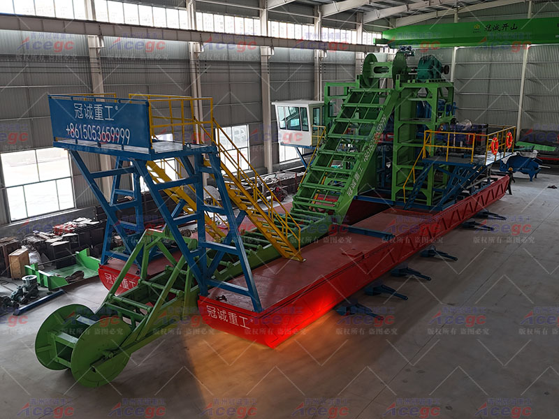 Bucket chain sand dredger